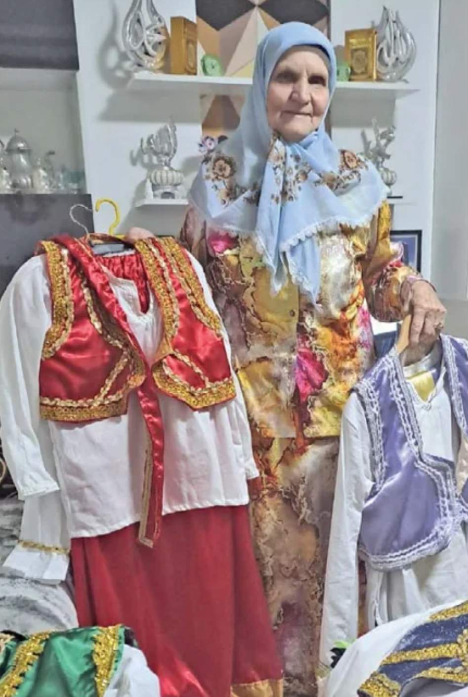 Foto: Bajro Perva - Habiba-hanuma Karić: I u 80. godini tka i &scaron;ije